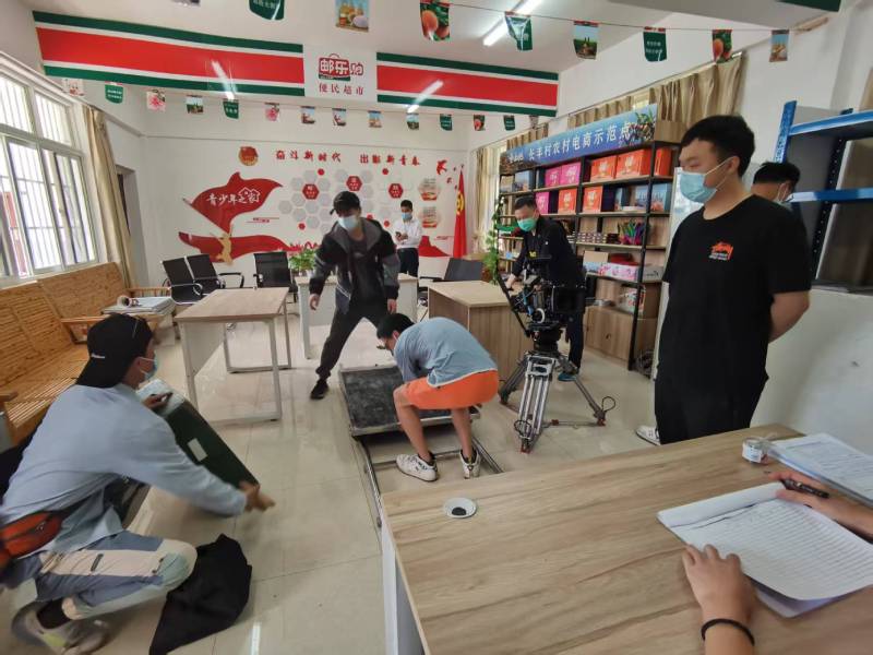 追星女孩心理学分析报告：汝城县广告片拍摄公司揭秘饭圈应援式传播逻辑